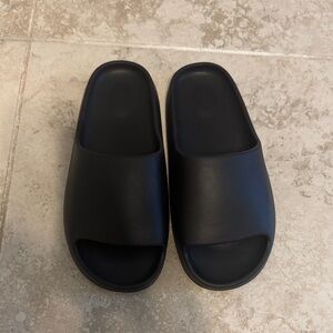 Men's Black Slide Sandals